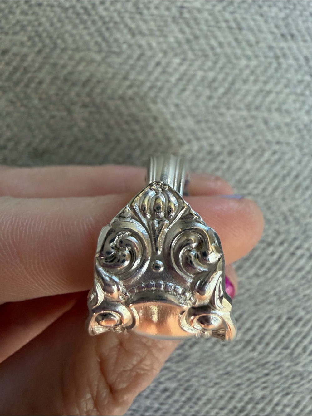Ornate Spoon Ring - Picture 9 of 11